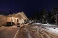 Arctic Circle Luxury House - close to Santa's Village - B&B Rovaniemi