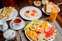 Villa Tanzanite Hikkaduwa - Bed and Breakfast Hikkaduwa