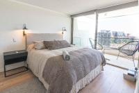 HOM DE LUJO I Parking l Wifi l Lavanderia l Piscina - B&B Santiago