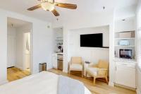 Palm Beach Condo 5 Mins to Beach Heated Pool - Ferienwohnung Palm Beach