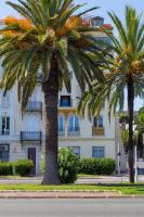 Beautiful apartment by the sea front - B&B