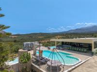 Varimpo Villa, Secluded Wellness & Play Getaway, By ThinkVilla - B&B Melidhónion