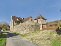 Vue sur la vallee - Maison pour 10 - Piscine - B&B Les Eyzies-de-Tayac-Sireuil