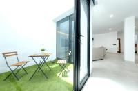 Luxury White House Apartment - By Lanzarote Vacation Homes - B&B Puerto Calero