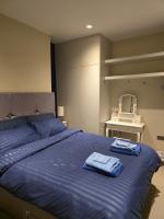 Bright and airy flat in Fulham Zone 2 with fast commute to Central London - Chambres d’hôtes Londres