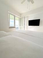 Neomi-Greta - B&B Brela
