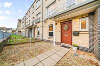 Urban Elegance - Spacious 5-Bed Home in Glasgow - B&B Glasgow