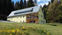 B&B Breitenbrunn - Pension Berghof - Bed and Breakfast Breitenbrunn