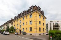 Blossom Suite Zürich 90 qm 3 Schlafzimmer Balkon & voll ausgestattete Küche - B&B Zúrich