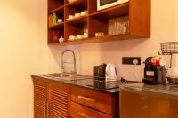 One-Bedroom Apartment with Garden View