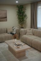 Stylish 4BR Getaway, Foosball, Easy Highway Access - B&B Westminster