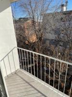 Piso trabajo Rocafort 2 - B&B Madrid