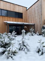 Luxury house with sauna and 3 bedrooms with 8 beds in the Krkonoše Mountains - B&B Vrchlabí