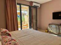 Kamer met Queensize Bed - Geschikt voor Gasten met een Lichamelijke Beperking