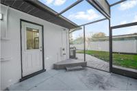 Private Resort Mini-Golf, Pickleball, Heated Pool, Tiki Hut, Arcade & 4BD - B&B Bradenton