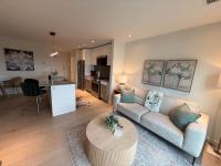 Bright spotless & modern 1 BR in North End Halifax - Chambres d’hôtes Halifax