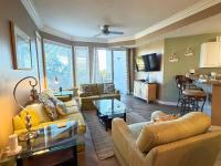 Seacrest Villa Oceanfront Resort 2 bed 2 bath steps to the beach - B&B Hilton Head Island