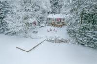 Chalet du Domaine Spa privé et lac - Bed and Breakfast Saint-Adolphe-d'Howard