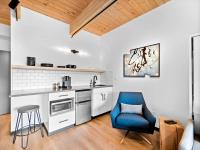 Uprise 5 Bridgewater Lofts - B&B Spokane