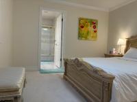 Cozy home near YVR with parking - B&B Richmond