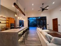 Villa 10 at Chial Reserve Exclusive Jungle Retreat - B&B San Ignacio