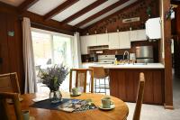 Cozy Getaway in Madison - Near Lake & Wineries - B&B Madison