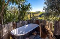 The Loft at Cypress Ridge Estate - B&B Onetangi