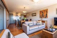 The Sands - Apartment 12 - Stay Waiheke - Bed and Breakfast Onetangi