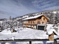 Apartments Kaserott - B&B Funes - Villnoess