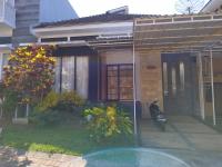 Villa Kusuma Pinus M10 - B&B Batu