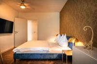 One-Bedroom Apartment with Pool View