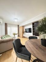 Luxury Glam Apartments Unique Building near Palas - Parking Option - Chambres d'hôtes Iași