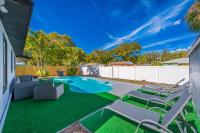 Tampa Retreat with Heated In-Ground Pool & Spa - B&B Tampa