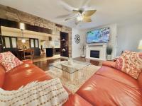 Sunny Clearwater Escape 3BR Pool 3 Baths - B&B Clearwater