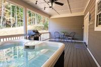 Cedar Cottage Private Hot Tub Spotless - B&B Asheville