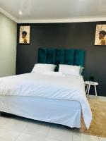 Sunset guest house - B&B Soweto