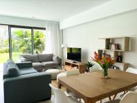 Seafront apartment - B&B Grand Gaube