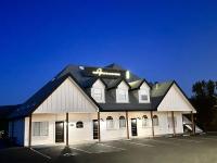 Emma Suite at The Four Daughters Inn - B&B Oakhurst