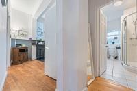 Modern 2-Bed flat NG7 Near QMC & Universities Long Stays Welcome - B&B Nottingham