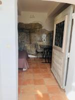 Medieval Studio St Eloi - Bed and Breakfast Le Castellet
