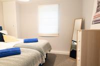 Deluxe Two-Bedroom Apartment with Garden View