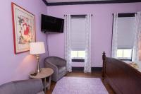 Zimmer mit Kingsize-Bett