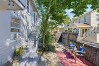 Modern Studio • Balcony • Pet Friendly - Bed and Breakfast St. Petersburg