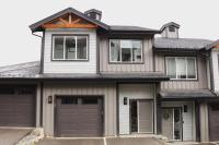 Ski-in and out retreat , Hot tub and arcade - Chambres d'hôtes Sun Peaks