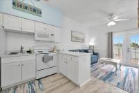 Waterfront & Pet Friendly Boat Dock Walk 2 Beach - Bed and Breakfast Clearwater Beach