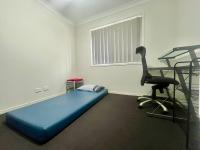 Private Room with shared bathroom - B&B Browns Plains