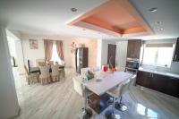 Villa Thea - Ferienwohnung Moíres