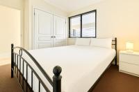Innaloo Family Oasis 3BR 2BA 2PKG - B&B Perth