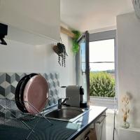 Le Petit Bleu - Studio cosy proche Théâtre Antique - Bed and Breakfast Orange