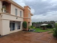 Tia Vahine - Navette Gratuite Aéroport H24 - B&B Ivato